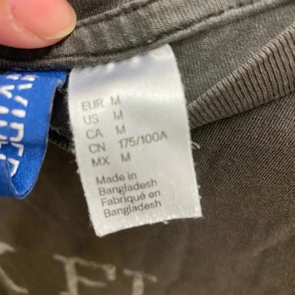 H & M pink floyd  tour tshirt - Picture 3 of 4